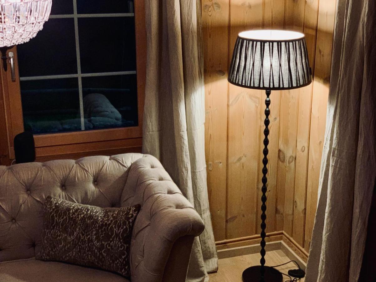 Casa Pasch - Boutique Bed And Breakfast In Cumpadials Sumvitg Екстериор снимка
