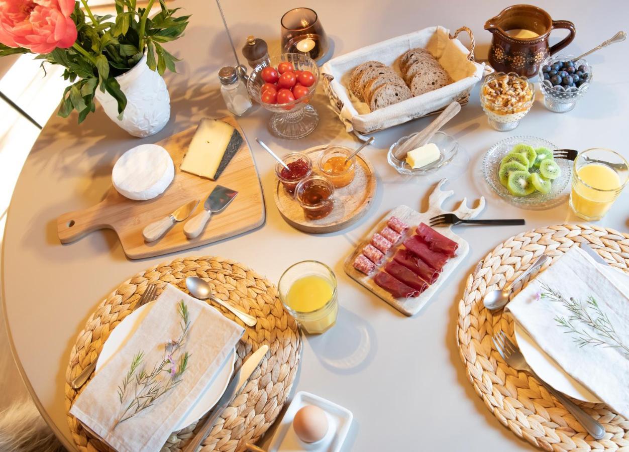 Casa Pasch - Boutique Bed And Breakfast In Cumpadials Sumvitg Екстериор снимка