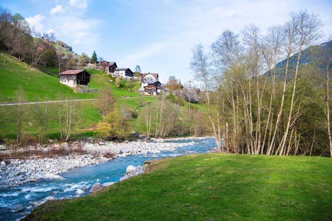 Casa Pasch - Boutique Bed And Breakfast In Cumpadials Sumvitg Екстериор снимка